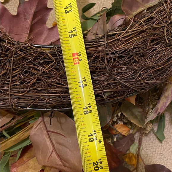 Fall wreath. 18 inch base grapevine wreath with fall leaves flowers and bow. - Picture 9 of 9